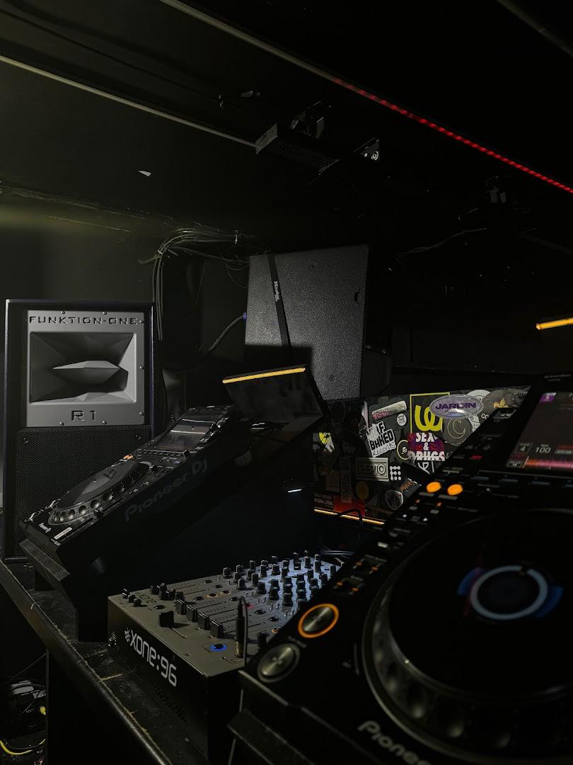 Le Baron club - Techno club Lille - Photo 3